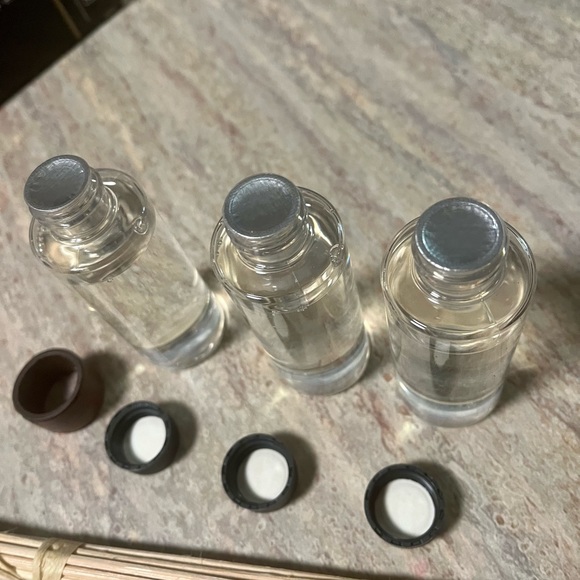 New Tahitian Vanilla set of three diffusers - Picture 9 of 16